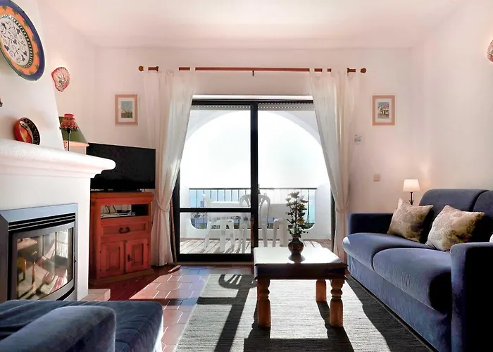 3b Waterside Daire Luz